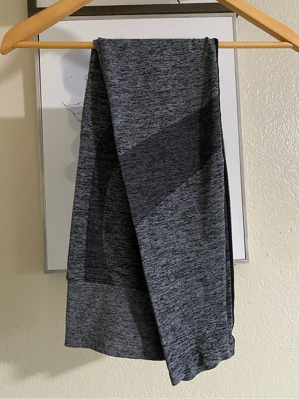 PINK Victoria’s Secret Active Seamless High Waisted Workout Leggings Gray